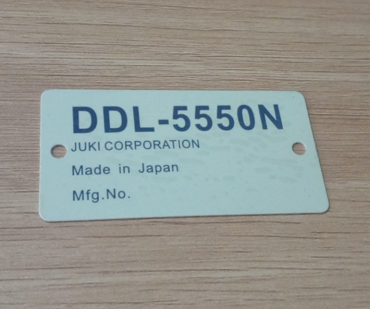 Tem máy may 1 kim Juki DDL-5550N 